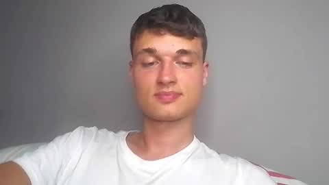 london_tomy online show from March 2026 02:04:02 AM