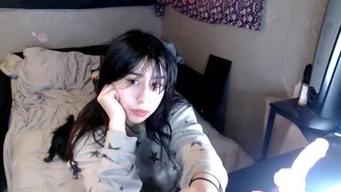 Snapshot of londonray chatting on December 2025 03:01:02 AM londonray online show from December 2025 03:01:02 AM