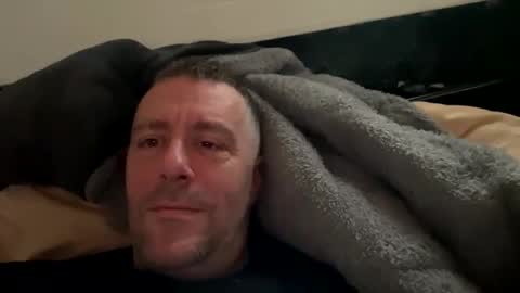 Snapshot of londonsbigbenxxx chatting on December 2025 11:04:02 AM londonsbigbenxxx online show from December 2025 11:04:02 AM