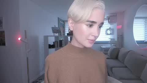 Snapshot of lonelly_lolly98 chatting on February 2025 05:41:02 PM SABRINA online show from February 2025 05:41:02 PM