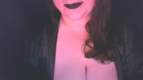 Snapshot of lonelyhousewifemilf chatting on May 2026 10:32:02 AM lonelymilfy online show from May 2026 10:32:02 AM