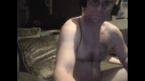 Snapshot of loney550159782450 chatting on November 2025 12:21:01 AM horndog online show from November 2025 12:21:01 AM