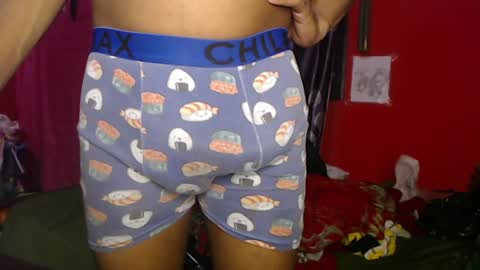 Snapshot of longdickservice01 chatting on February 2025 12:49:01 AM professionalbreastsucker online show from February 2025 12:49:01 AM