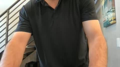 longjohn102933 online show from April 2026 06:42:02 PM