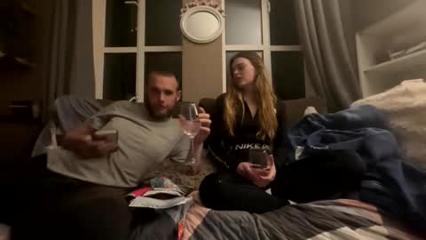 Unknowncouple online show from April 2026 10:05:02 PM