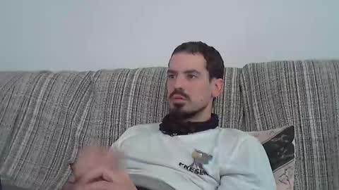 Snapshot of longnight5 chatting on January 2025 03:11:01 PM Alejandro Rulitos Twitter longnight55 Intagram 5longnight5 online show from January 2025 03:11:01 PM