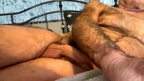 Snapshot of longshank09 chatting on December 2024 10:50:02 AM longshank09 online show from December 2024 10:50:02 AM