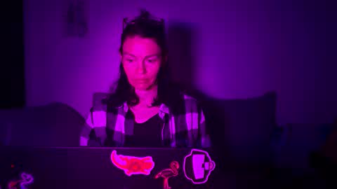 Snapshot of longstorywhore chatting on October 2025 02:19:01 AM longstorywhore online show from October 2025 02:19:01 AM