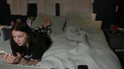 Snapshot of longtimerambler chatting on December 2025 11:58:01 PM longtimerambler online show from December 2025 11:58:01 PM