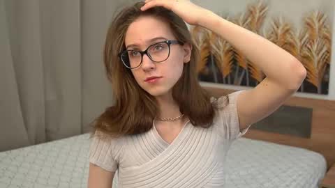 Hanna online show from February 2025 07:43:02 PM