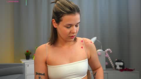  Adele Ellie and Lou   Sally Dana and Bonnie online show from December 2025 03:01:02 AM