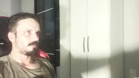 Snapshot of lookaz4010 chatting on February 2025 08:21:01 PM Lucas online show from February 2025 08:21:01 PM