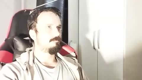 Snapshot of lookaz4010 chatting on September 2025 12:48:01 PM Lucas online show from September 2025 12:48:01 PM