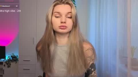 Luna online show from March 2026 06:19:01 AM