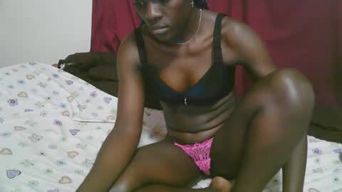 lora_amor online show from November 2025 03:16:01 AM