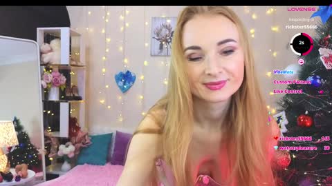 LoraColins online show from January 2025 07:18:02 PM