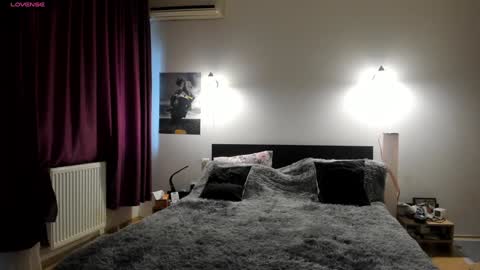 Lora online show from December 2024 11:26:01 AM