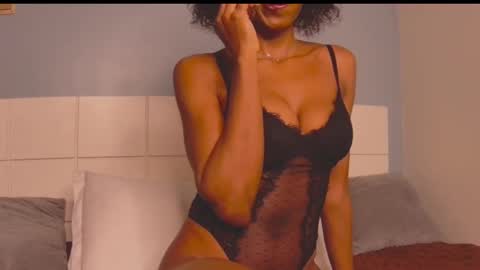 Snapshot of loraforreal chatting on September 2025 04:25:01 AM Blackcat online show from September 2025 04:25:01 AM
