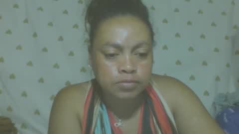 LorahVane online show from May 2026 12:55:02 PM