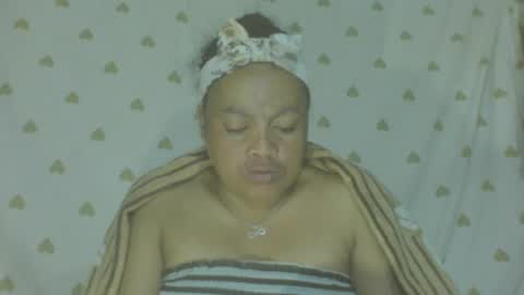 LorahVane online show from June 2026 06:40:01 PM
