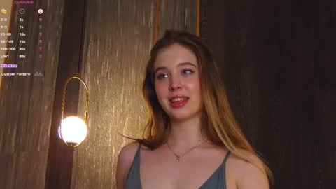 Loraine online show from February 2025 09:04:02 PM