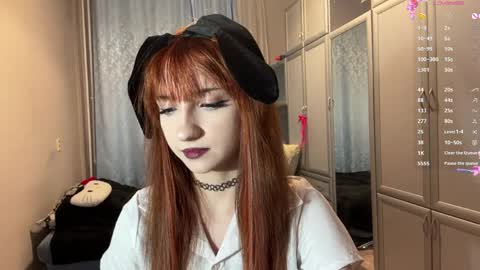 Hello there im Luna Im new here Lets have fun online show from April 2026 04:12:01 PM