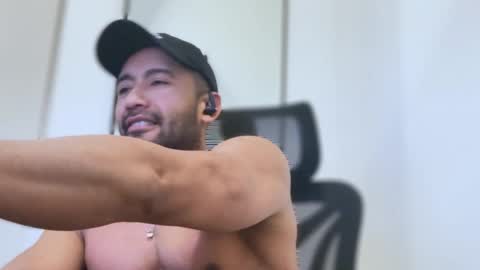 Snapshot of lordcalepecs chatting on February 2026 11:55:01 AM Cale online show from February 2026 11:55:01 AM