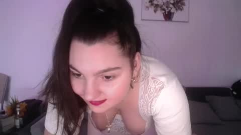 Snapshot of lorelaysss chatting on February 2026 11:54:01 PM LoreLay online show from February 2026 11:54:01 PM