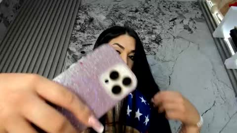 Doll Queen online show from November 2025 11:11:01 AM