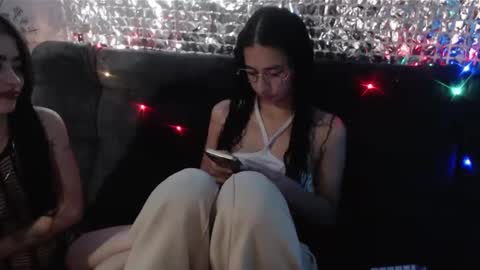 Snapshot of lorena_allison chatting on February 2025 02:09:02 AM lorena  allison online show from February 2025 02:09:02 AM