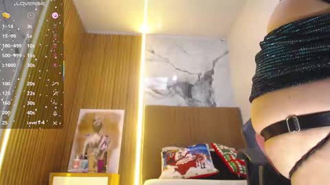 Snapshot of lorenadavies chatting on November 2025 01:35:02 PM lorenadavies online show from November 2025 01:35:02 PM