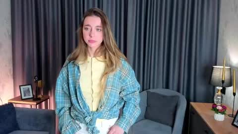 Sophia online show from May 2026 02:06:02 AM