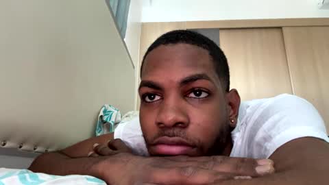 Snapshot of lorenzo17a chatting on December 2024 12:23:02 PM lorenzo17a online show from December 2024 12:23:02 PM