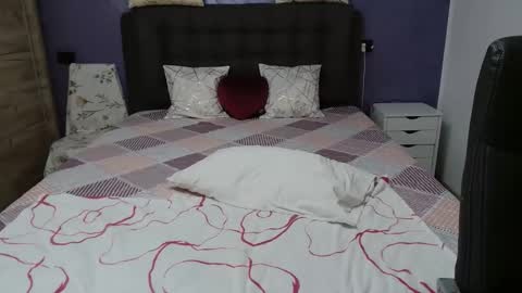 Lorette online show from February 2026 11:45:02 PM