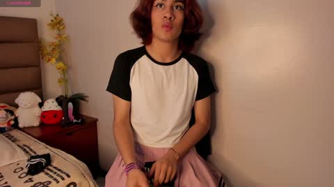 Snapshot of lorettmatthew chatting on December 2024 09:39:01 AM LorettMatthew online show from December 2024 09:39:01 AM