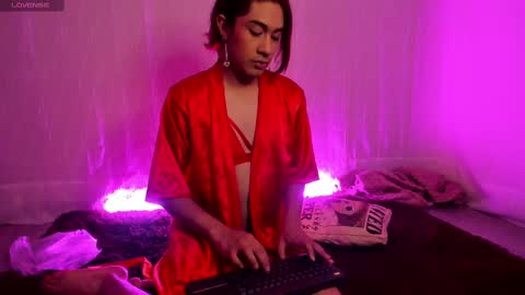 Snapshot of lorettmatthew chatting on March 2025 03:40:01 AM LorettMatthew online show from March 2025 03:40:01 AM