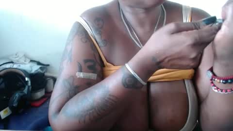 Snapshot of loretybighot chatting on January 2025 06:39:01 PM loretybighot online show from January 2025 06:39:01 PM