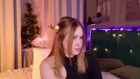 Snapshot of lori_mason chatting on December 2024 10:45:01 PM Lori online show from December 2024 10:45:01 PM