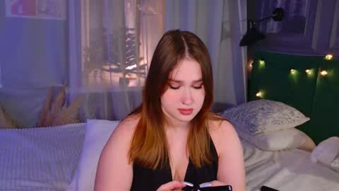 Snapshot of lori_mason chatting on December 2025 06:58:02 PM Lori online show from December 2025 06:58:02 PM