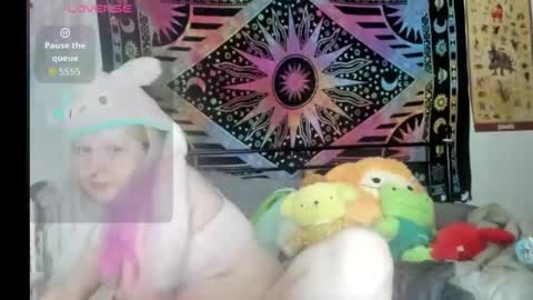 Lori Critter online show from April 2026 10:12:02 AM