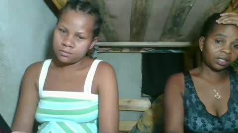 Snapshot of lorienne98 chatting on May 2026 02:13:01 PM lorienne98 online show from May 2026 02:13:01 PM