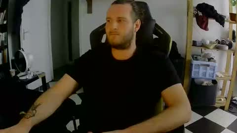 Lorigon online show from September 2025 06:34:01 AM