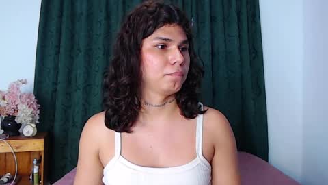 Snapshot of lorraine_baker chatting on December 2024 10:22:01 PM Lorraine online show from December 2024 10:22:01 PM