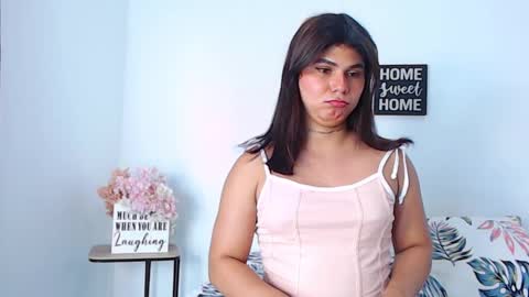 Snapshot of lorraine_baker chatting on February 2025 08:47:01 PM Lorraine online show from February 2025 08:47:01 PM