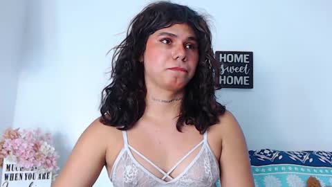 Snapshot of lorraine_baker chatting on February 2025 04:57:01 PM Lorraine online show from February 2025 04:57:01 PM