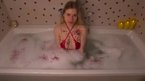 Lorrie online show from February 2026 10:23:02 AM