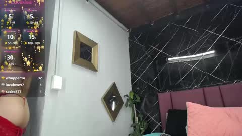 LORY online show from January 2025 10:44:01 PM