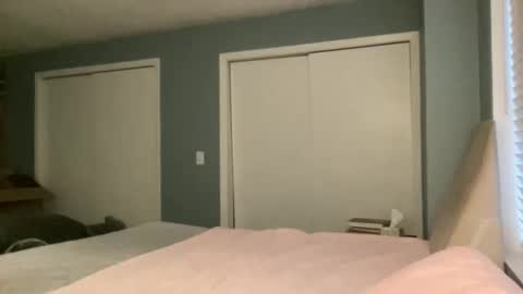 lothlori online show from March 2026 11:42:02 PM