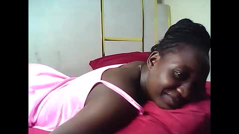 lotty_lavilla online show from May 2026 04:45:02 PM