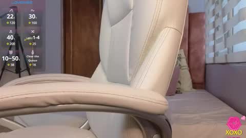  Lou Rosse  online show from January 2025 07:35:01 PM